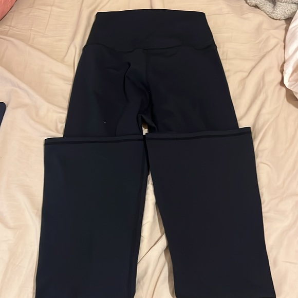 Aerie Black Real Me High Waisted Crossover Flare Leggings size Small - Picture 3 of 3